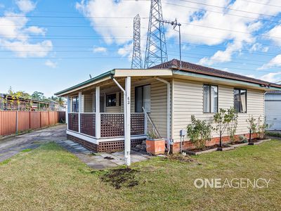 42 Eleebana Crescent, Koonawarra