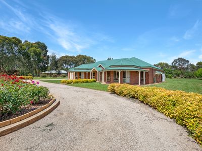 43 Boorhaman Road, North Wangaratta