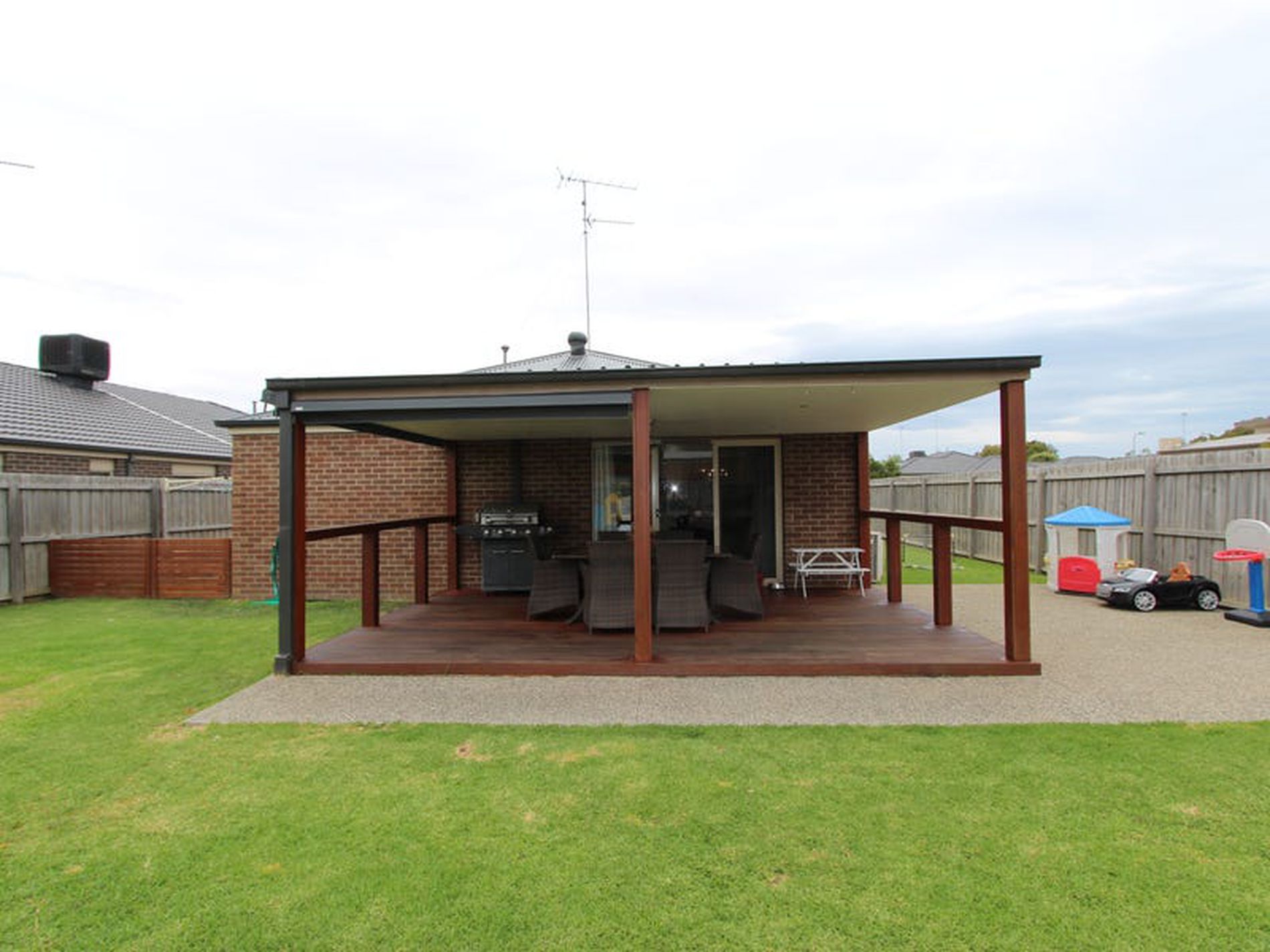 15 Benita Place, Leopold