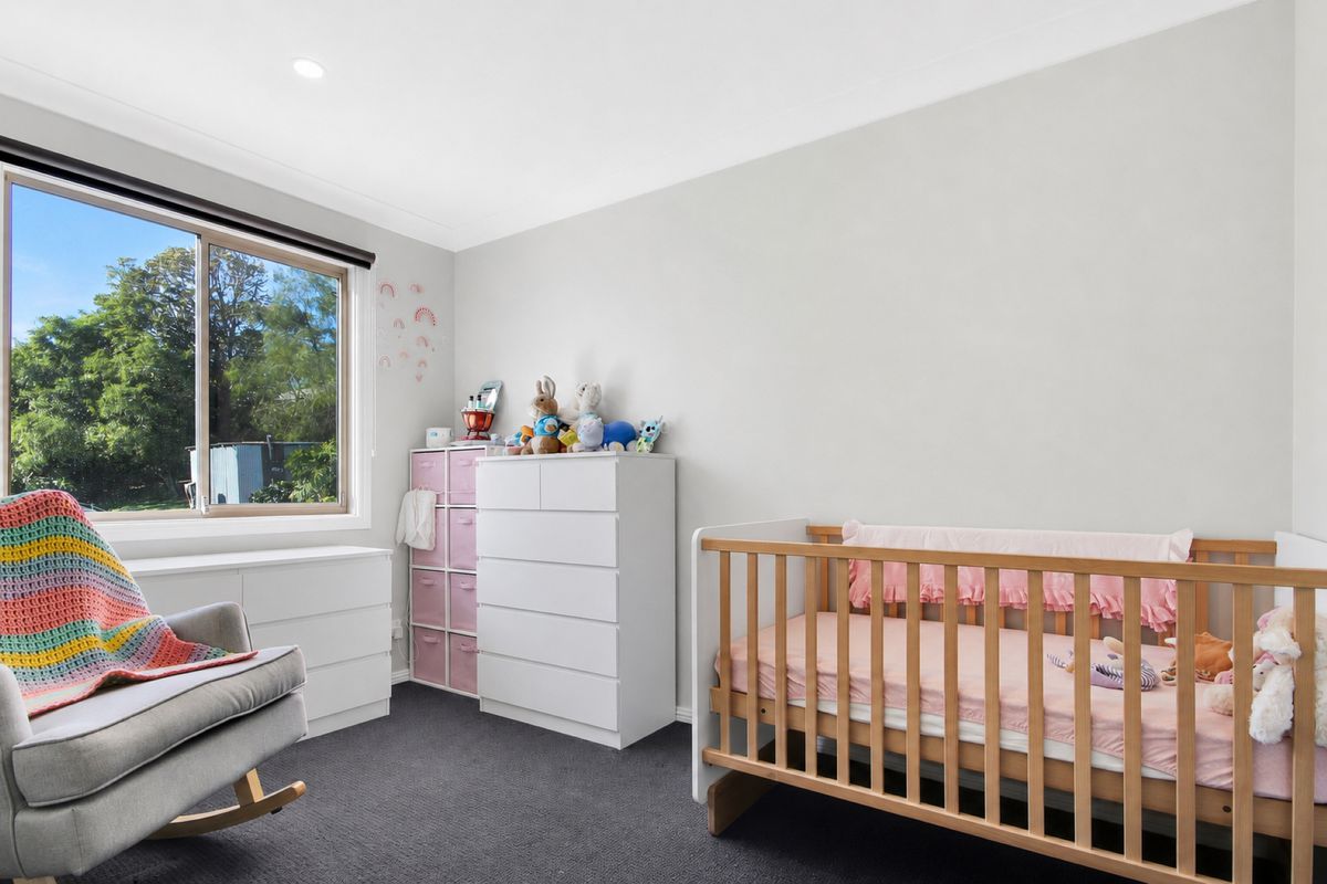 28 Thomson Parade, Dalmeny