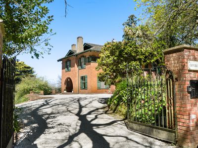 26  Birch Road, Stirling