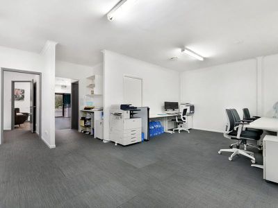 8 Denna Street, Maroochydore