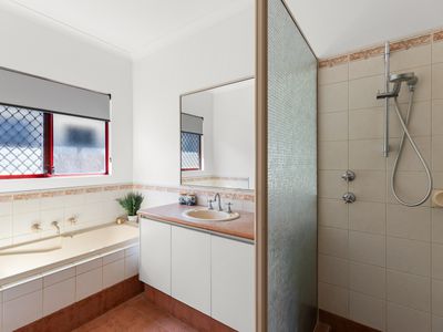 21 Goshawk Loop, Djugun