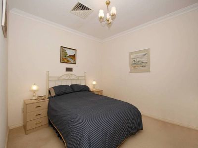 3A Locke, Mount Pleasant