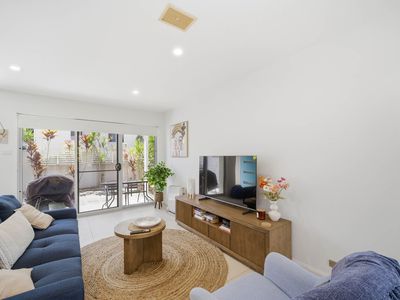 10 / 33-37 Emerald Drive, Diamond Beach