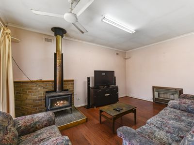 14 Bowman Street, Millicent