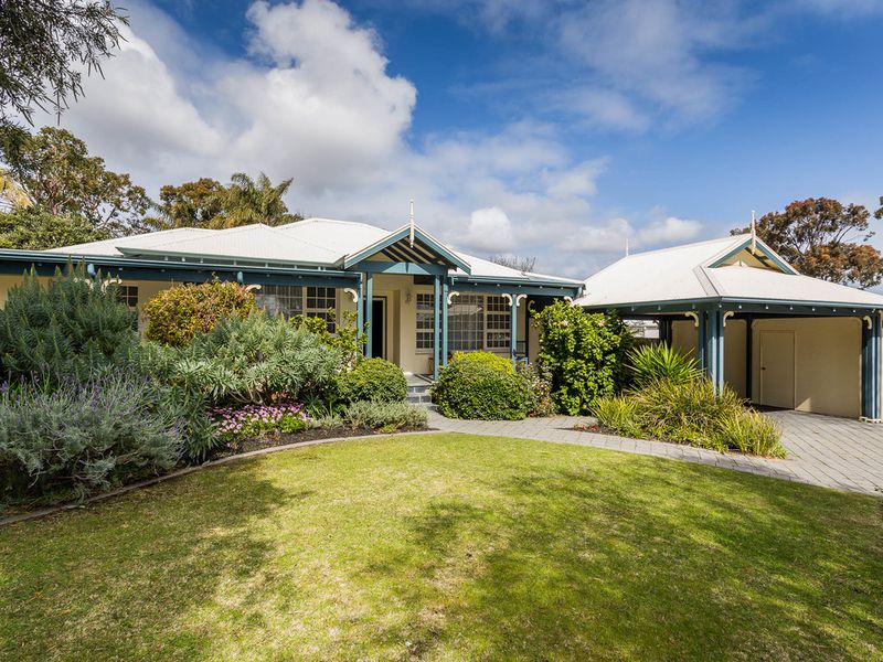 76 Glenelg Avenue, Wembley Downs