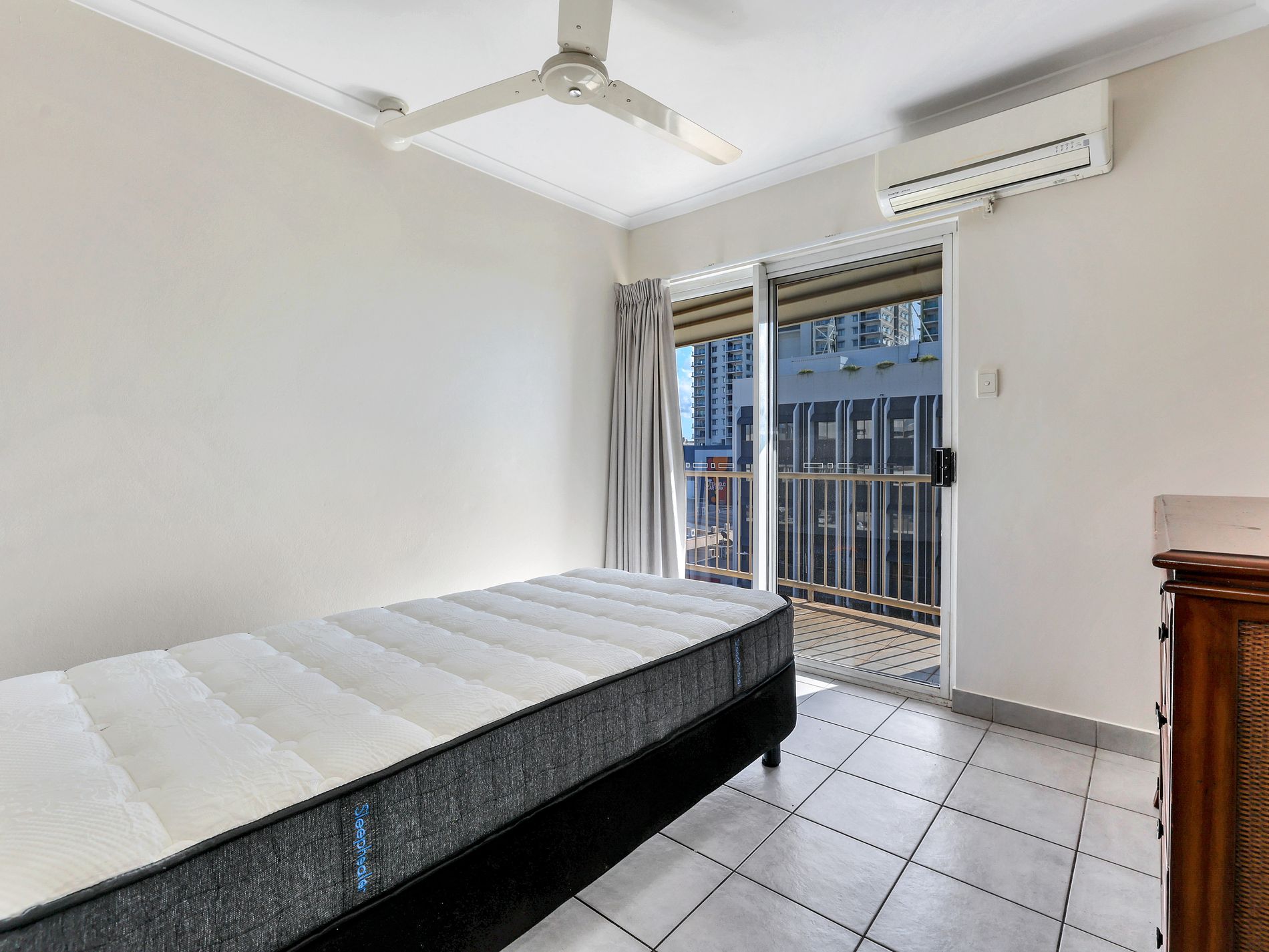 109 / 21 Cavenagh Street, Darwin City