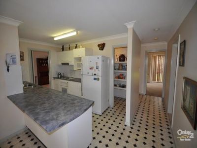 36 Grangewood Drive, Dubbo