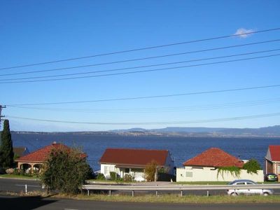 360 Northcliffe Drive, Lake Heights