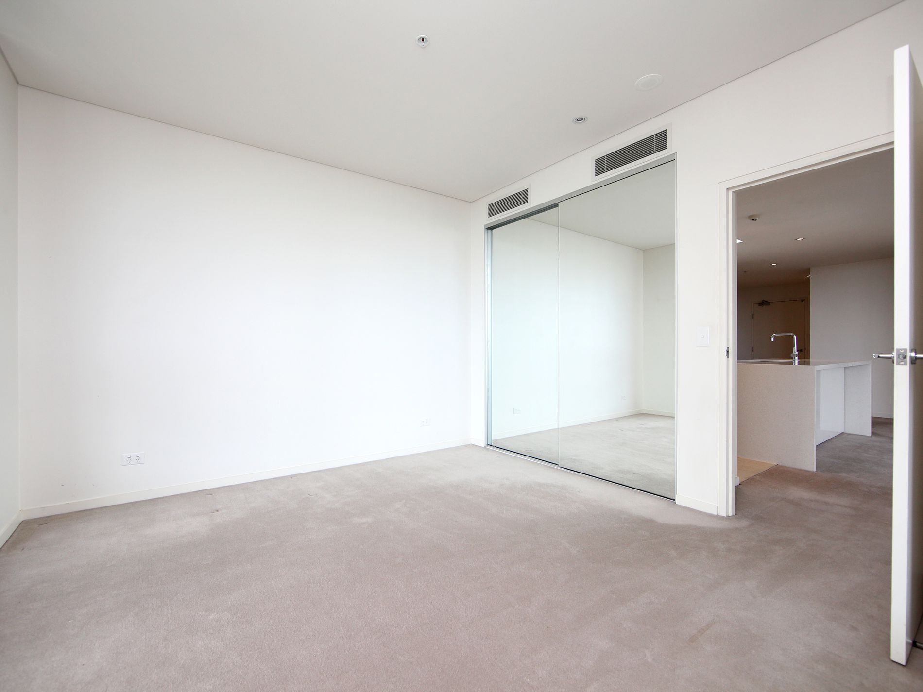 901A / 6 Devlin Street, Ryde