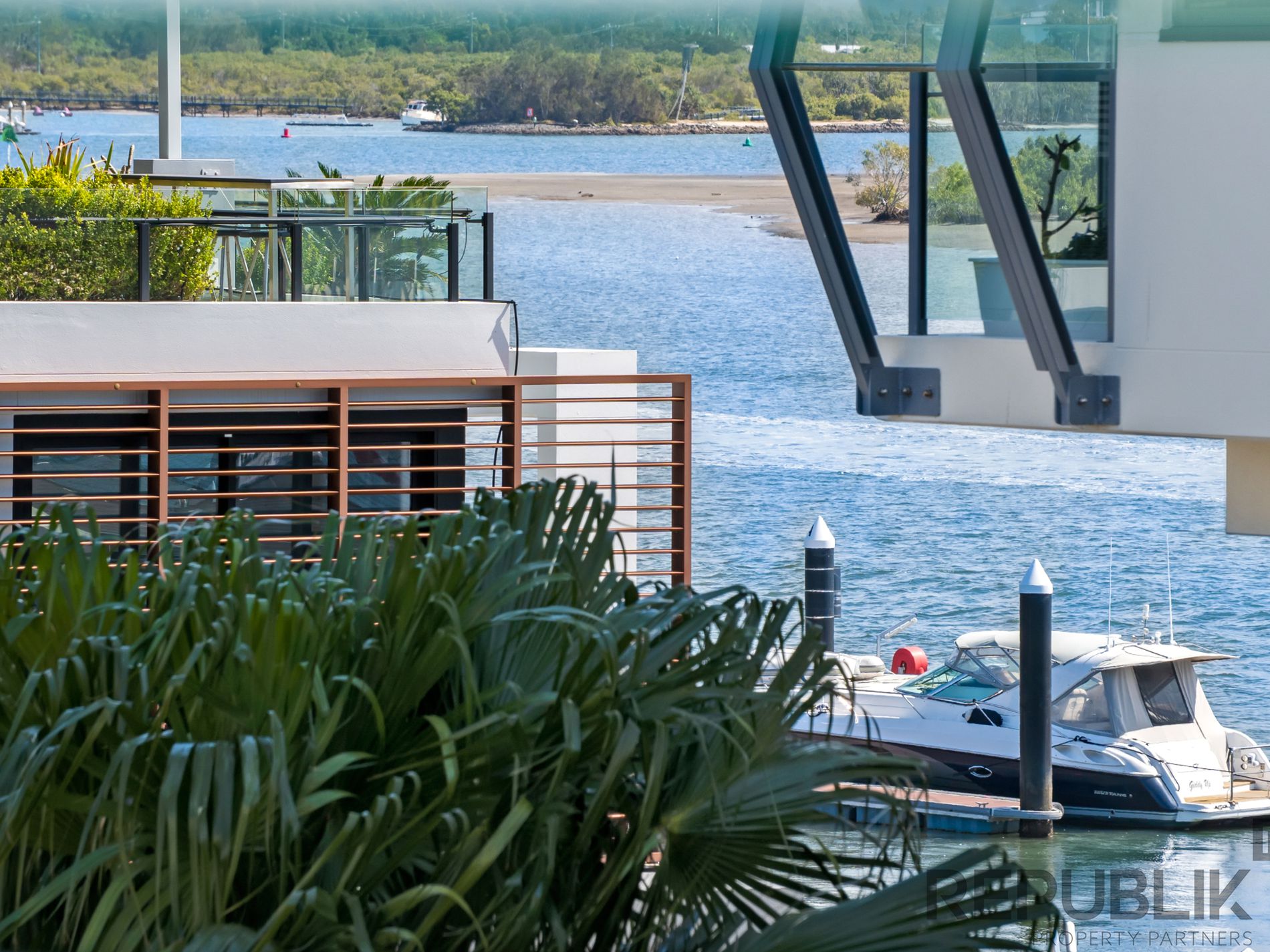4301 / 2 SUNSET AVENUE, Paradise Point