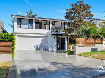 5 Surfriders Promenade, Forster