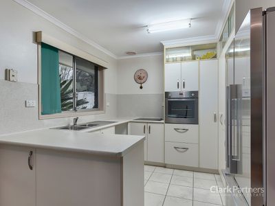 1208 Old North Crescent, Strathpine