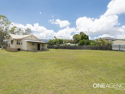 12 Willow St, Inala