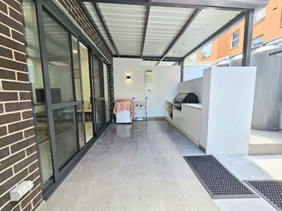 4 / 2 Wyralla Avenue, Epping
