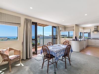 2/67 Castor Bay Road, Castor Bay