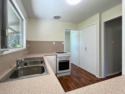 6 Caleb Crescent, Dysart