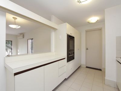 2 / 34 Norton Street, South Perth