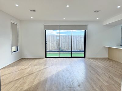 9 Dunphy Street, Tarneit