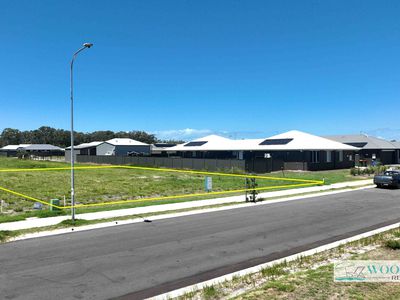 Lot 124, Frizzells, Woodgate