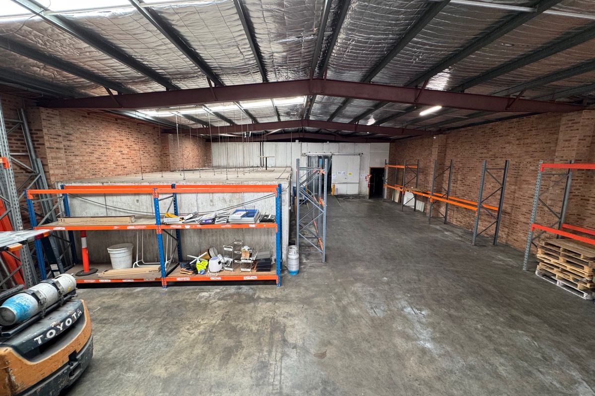 Unit 2 / 1 Marshall Road, Kirrawee