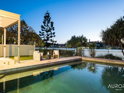 31 Waterline Cres, Bulimba