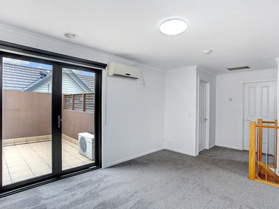 1 / 3 Mary Street, Spotswood