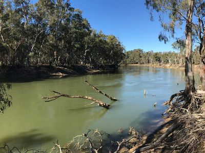 2 / Murray Road, Murrabit