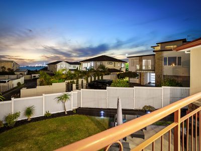 13 Onemana Way, Te Atatu Peninsula