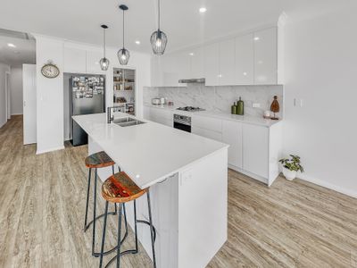 70 Azure Avenue, Dubbo