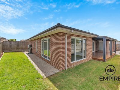 9 Grande Belmond Avenue, Clyde