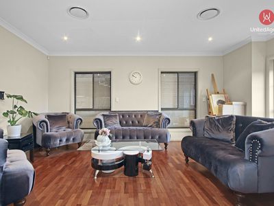 10 Murrumbidgee Street, Bossley Park