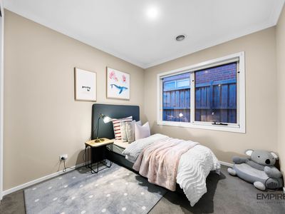 8 Basalt Drive, Clyde North