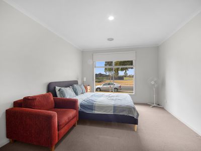 34 Federation Boulevard, Truganina