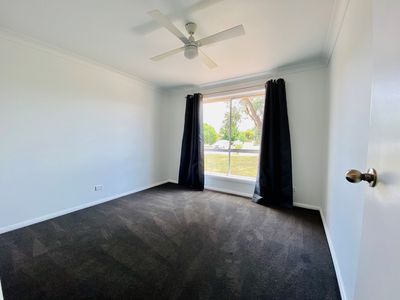 82 Sturt Circle, Dubbo