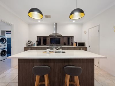 25 Leroy Way, Piara Waters