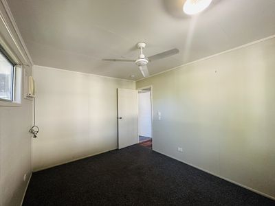 25 Sedgman Street, Moranbah