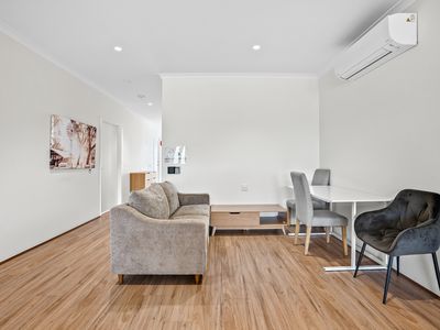 10 Gunwale Avenue, Port Kennedy