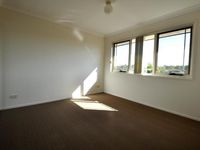8 / 21 Stanton Road, Tingalpa