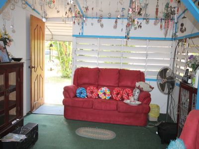 27 Rainbow Road, Towers Hill