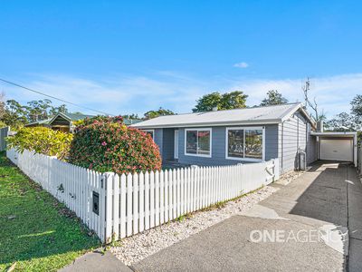 1 June Avenue, Basin View