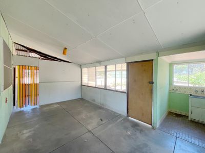 220 Stephenson Street, Sawyers Valley