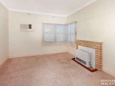 8 Federation Avenue, Horsham