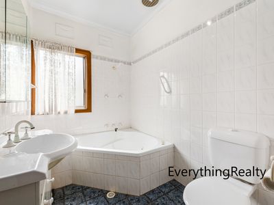 36 Hampden Rd, South Wentworthville