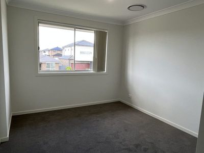 8 Farm Street, Austral
