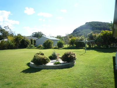 38 Allan Avenue, Glass House Mountains