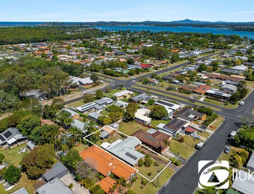 Solid Brick Home Ready for It's Next Chapter