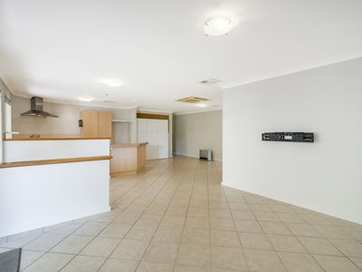 17 Coomer Elbow, South Guildford
