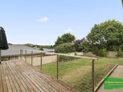 9 Piggott Place, Blayney